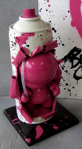 Graffiti Furniture, Resin Toys, Doll Sculpture, Spray Can Art, 귀여운 음식 그림, Vinyl Art Toys, Spray Paint Cans, Toy Sculpture, Urban Street Art