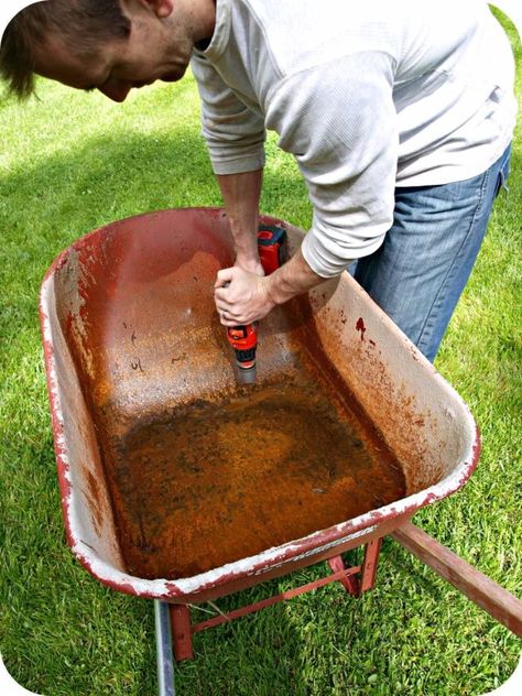 How to Make a DIY Wheelbarrow Planter Wheel Barrel Planter, Diy Wheelbarrow, Wheelbarrow Planter, Wheelbarrow Garden, Barrel Planter, Garden Containers, In Front Of House, Garden Yard Ideas, Kew Gardens