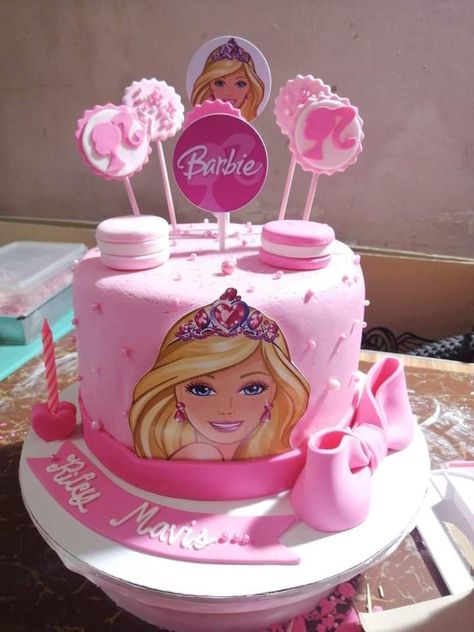 Barbie Pasta, Fairy Birthday Cake, 2 Layer Cakes, Barbie Birthday Cake, Barbie Party Decorations, Baby Milestones Pictures, Barbie Birthday Party, Barbie Theme, Barbie Cake