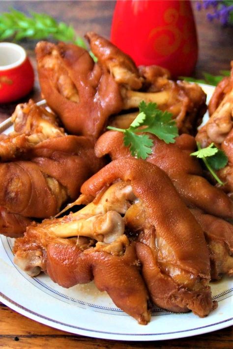 Puerto Rican Pig Feet Stew, Pig Feet Stew Recipe, Bbq Pig Feet Recipe, Chinese Pig Feet Recipe, Pork Feet Recipe, Pickled Pigs Feet Recipe, Trotters Recipe, Pig Feet Recipe, Pig Trotters