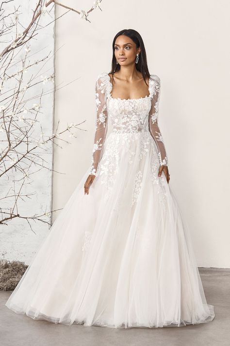 Sincerity Bridal, Gonna In Tulle, Tulle Balls, Justin Alexander, Tulle Ball Gown, Sleeve Wedding Dress, Long Sleeve Wedding, Wedding Gowns Lace, Gowns With Sleeves