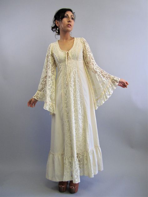 Gunne Sax- 1977 - I had this one!!!! Gunn Sax Dress, 70s Wedding Outfit, Gunne Sax Wedding Dress Vintage 70s, 70s Wedding Dress Vintage Retro, Gunne Sax Dress Aesthetic, 70’s Wedding Aesthetic, White 70s Dress, 70s Gunne Sax Dresses, Gunne Sax Dress Vintage 70s