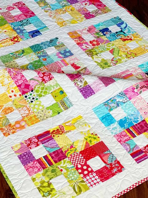 Scrap Quilting, A Quilting Life, American Patchwork And Quilting, Lap Quilt Patterns, Scrappy Quilt Patterns, Scrap Quilt Patterns, Jellyroll Quilts, Scrappy Quilt, Lap Quilt