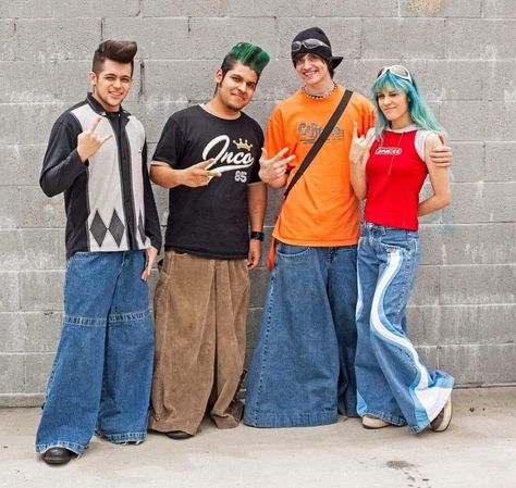 1990s Kids Fashion, Outfit Herren, Techno Style, Rave Pants, Bad Fashion, Hip Hop Party, Jnco Jeans, Rave Fashion, 90s Fashion Outfits