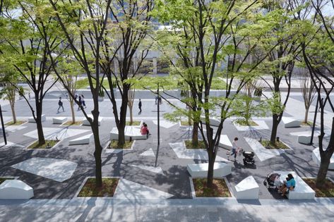 Grand Mall Park by STGK « Landscape Architecture Platform | Landezine Landscape Plaza, Architecture Websites, Villa Architecture, Plaza Design, Landscape Architecture Design, Urban Park, Urban Furniture, Street Design, Modern Landscaping