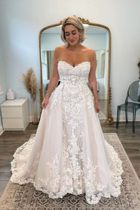 Large Size Wedding Dresses, Wedding Dress Styles For Plus Size, Plus Size Wedding Dresses Strapless, Wedding Dresses Medium Size Bride, Wedding Dress Plus Size Mermaid, Plus Size Drop Waist Wedding Dress, Apple Shape Wedding Dress, Midsize Bride, Full Figure Wedding Dress