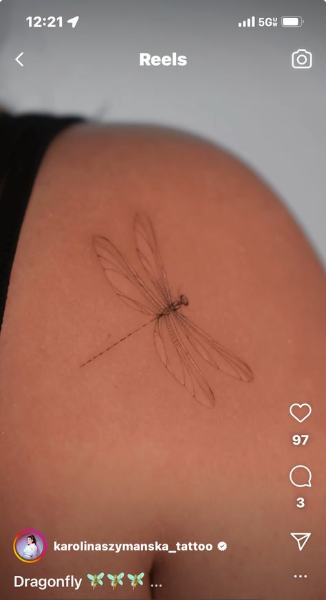 Unique Dragonfly Tattoo Design, Dragonfly Sternum Tattoo Women, Dragon Fly Tattoo For Women Simple, Dragonfly Tattoo Wrist, Dragonfly Tattoo Designs For Women, Dragonfly Neck Tattoo, Dragon Fly Tattoo Simple, Minimalist Dragonfly Tattoo, Dragonfly Tattoo For Women