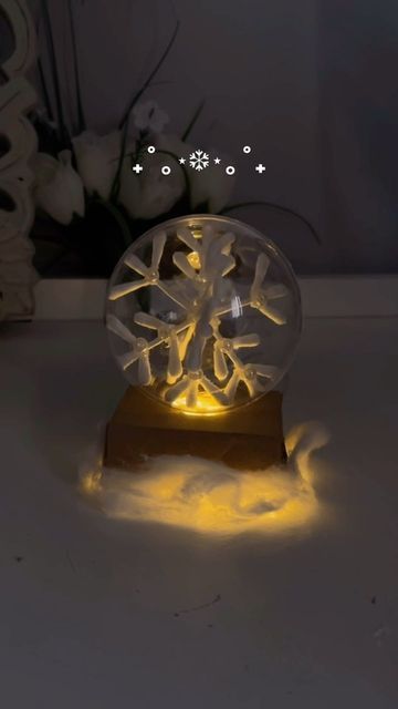 Diy Snowflake, Diy Snow, Diy Snow Globe, Snow Flakes Diy, November 23, Night Light Diy, Snow Globe, Snow Globes, Night Light