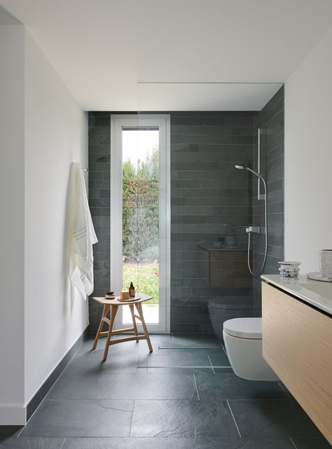 Gallery of Casa MJ / Alventosa Morell Arquitectes - 13 Shower Windows Ideas, Bathroom Windows In Shower, Small Bathroom Plans, Small Bathroom Window, Zinc Roof, Timeless Interior Design, Minimalist Bathroom Design, Bathroom Plan, Window In Shower