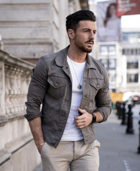 Outfit For Boys Casual, Grey Denim Jacket Outfit, Brown Coat Outfit, Grey Coat Outfit, Outfit For Boys, Grey Denim Jacket, Mens Smart Casual Outfits, Smart Casual Menswear, Mens Business Casual Outfits