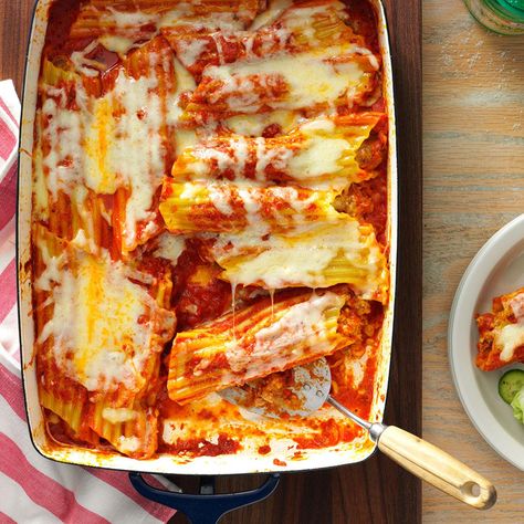 Sausage Manicotti Recipe -This classic Italian entree comes together in a snap, but tastes like it took hours. It's so tasty and easy to fix. My family always enjoys it. —Carolyn Henderson, Maple Plain, Minnesota Sausage Manicotti Recipe, Sausage Manicotti, Pork Freezer Meals, Italian Entrees, Cheese Manicotti, Pasta Casserole Recipes, Manicotti Recipe, Favorite Casseroles, Pasta Casserole