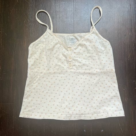 Tiffany Tank, Brandy Melville Floral Tank, Brandy Top, Button Tank Top, Tops Brandy Melville, Beverly Marsh, Visual Archive, Pen Pen, Downtown Girl