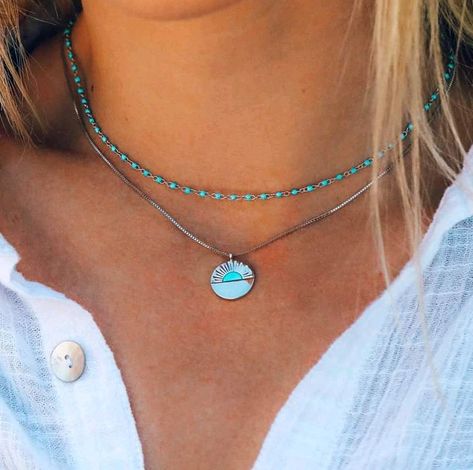 Pura Vida Necklace, 12 Birthday, Brand Ideas, Jewelry Aesthetic, Grade 7, Beach Necklaces, Birthday Wishlist, Layered Jewelry, Girly Jewelry