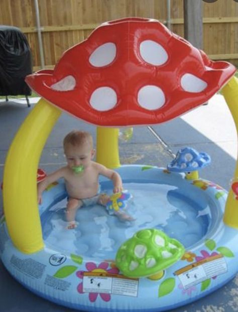 Pool Stuff, Baby Pool, Baby Jumper, Baby Gadgets, Play Outside, Baby Beach, Toddler Summer, Kiddie Pool, Baby Necessities