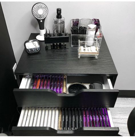 Lash Tech Room Ideas Black, Black Lash Room Decor, Lash Storage Ideas, Lash Organization, Black Lash Room, Brow Studio Ideas, Eyelash Room, Lash Room Decor Ideas, Studio Lashes