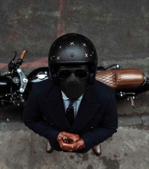 Suited Racer, Super 73, Moto Scrambler, Biker Helmets, Мотоциклы Cafe Racers, Biker Photoshoot, Biker Gear, Golf 4, Men With Street Style