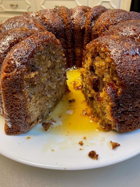 Cake With Fig Jam, Fig Pound Cake Recipe, Recipe For Fig Preserves, Fig Jam Cake Recipes, Fig Bundt Cake, Fig Pound Cake, Best Fig Recipes, Fig Preserve Cake, Fig Butter Uses