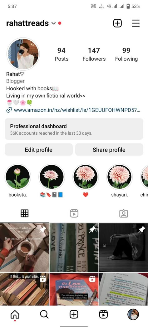 Bookstagram bio and highlight ideas Actor Instagram Bio Ideas, Books Bio Ideas, Instagram Bio Ideas From Books, Instagram Bio For Book Readers, Literature Bio Ideas, Bio Ideas For Readers, Goodreads Bio Ideas, Insta Bio For Book Lovers, Snapchat Bio Ideas Aesthetic