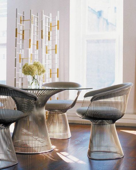 Warren Platner Chair, Platner Dining Table, Platner Chair, Warren Platner, Dining Table Gold, Eero Saarinen, Armchair Design, Mid Century Modern Furniture, Dining Room Design