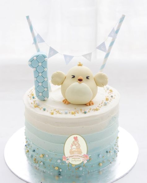 First Birthday Cake Boy Simple, First Birthday Cake Boy, Blue Cake Smash Cakes, Boy Smash Cake, Birthday Cake Boy, Cake Smash Blue, Teddy Bear Birthday Cake, Simple First Birthday, Boys First Birthday Cake