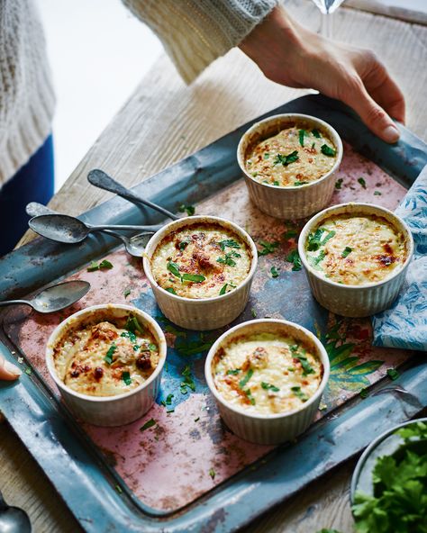 delicious. editor Karen Barnes' gloriously creamy, baked garlic mushroom pots will leave your dinner party guests in awe, yet are deceivingly simple. Salad Starters For Dinner Party, Starters Dinner Party, Dinner Party For Two, Simple Starters Recipes, Vegan Starters For Dinner Party, Dinner Starter Ideas, Come Dine With Me Ideas Recipes, Dinner Party Starters Recipes, Simple Starters For Dinner Party