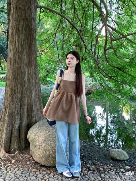 Dress Over Jeans Outfit Japanese, Dress Over Jeans Outfit, Peplum Top And Shorts, Japanese 2000s, Wardrobe Overhaul, Modest Girly Outfits, Dress Over Jeans, Dress Over Pants, Outfits Everyday