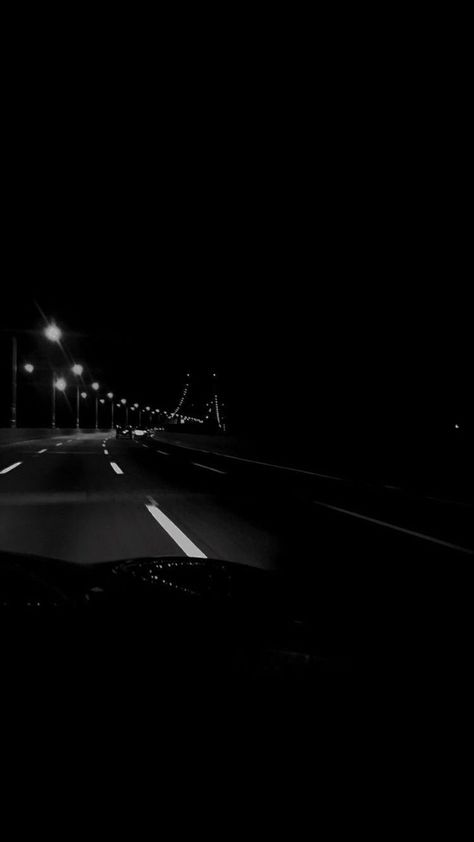 Night Scenery, Driving Photography, Website Designing, Instagram Photo Ideas Posts, Night Vibes, Selfie Ideas Instagram, Wallpapers Iphone, Aesthetic Photography Nature, Black Aesthetic Wallpaper