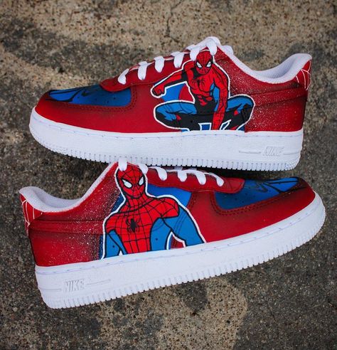 This is a custom painted spider man nike air force 1 Marvel Shoes, Spiderman Gifts, Custom Sneakers Diy, Painted Nikes, Spiderman Theme, Spiderman Kids, Painted Canvas Shoes, Custom Shoes Diy, Nike Fashion Shoes