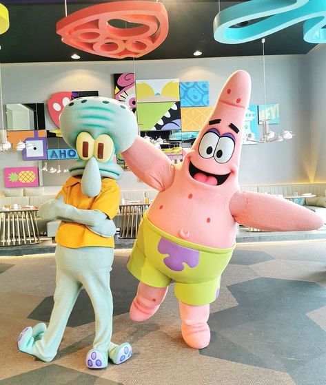 Nickelodeon Resort, Nickelodeon Hotel, Punta Cana Resort, Character Costume, Star Family, Best Family Vacations, Kids Vacation, Family Destinations, Kid Friendly Trips