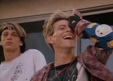 When your love leave you for your cheapest friend than your reaction #FunnyGIF Gleaming The Cube, Christian Slater Heathers, Young Christian Slater, Jason Dean Heathers, 80s Guys, Jd And Veronica, Skateboarding Aesthetic, Brian Kelly, Bones Brigade