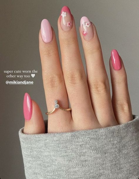 Super Cute Nails, Lace Nails, Simple Gel Nails, Purple Nail, Cute Gel Nails, Soft Nails, Oval Nails, Chic Nails, Short Acrylic Nails