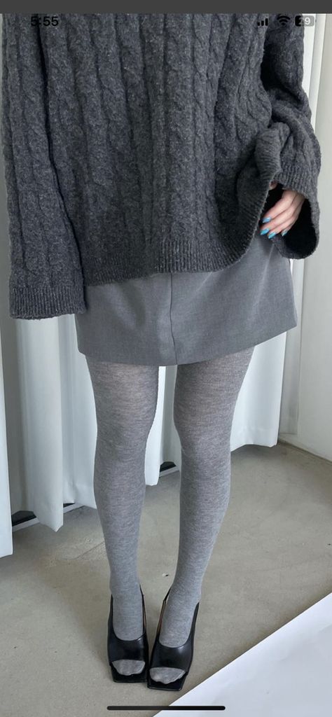 Grey Stockings Outfit, Turtle Neck Layered Outfit, Grey Socks Outfit, Gray Outfit Aesthetic, Knit Tights Outfit, Grey Tights Outfit, Tights And Skirt Outfit, Outfits With Tights, Skirt And Tights Outfit