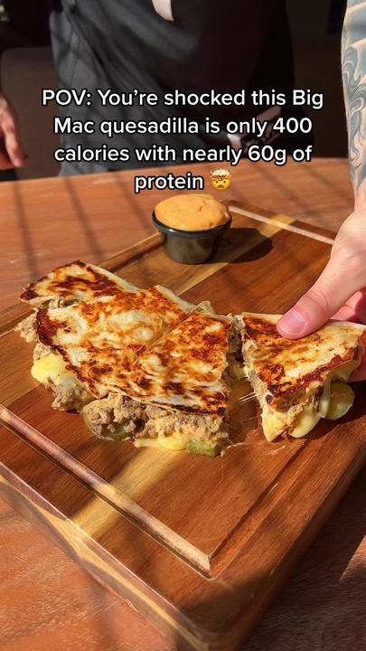 Big Mac Quesadilla, Chicken Bacon Ranch Quesadilla, Bacon Ranch Quesadilla, Owen Han, Pub Salad, Dinner Favorites, Office Light, Celebrity Recipes, Light Meals