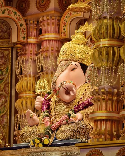 Dagadusheth Ganapati Hd, Dagadusheth Ganapati, Shri Ganesh Images Hd, Ganpati Hd Images, Ganesh Wallpapers, Pune Ganpati, Iphone Wallpaper Earth, Ganpati Bappa Wallpapers, Ram Wallpaper