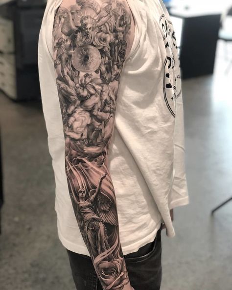 Angel Sleeve Tattoo, Black And Grey Tattoos Sleeve, Mangas Tattoo, Tattoo Inspiration Men, Tattoo Convention, Religious Tattoos, London Tattoo, Instagram London, Greek Tattoos