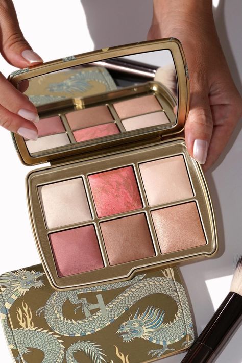 Hourglass Ambient Lighting Edit Unlocked Palettes 2024 - The Beauty Look Book Hourglass Palette 2024, Hourglass Blush Palette, Hourglass Evil Eye Palette, Hourglass Dragon Palette, Hourglass Makeup Palette, Hourglass Makeup Products, Hourglass Palette, Visual Wishlist, Hourglass Ambient Lighting Palette