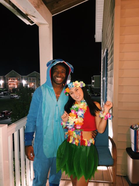 Cute Basic Couple Costumes, Fancy Dress Duos Costume Ideas, Cute Matching Halloween Costumes Couples, Disney Duo Costumes Couples, Asian Couple Costume, Double Date Couple Halloween Costumes, Throwback Couples Costumes, Duo Theme Costume, Fairy Tale Couples Costumes