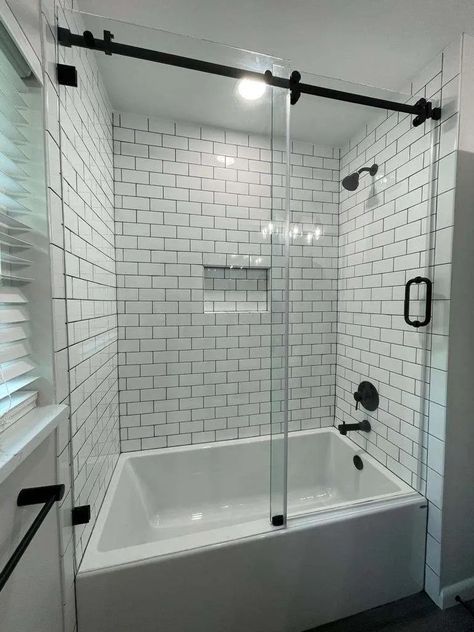 Bathroom Glass Doors, Tub Bathroom Ideas, Glass Bathtub, Bathtub Enclosures, Bathroom Glass Door, Bathtub Doors, Master Shower, Glass Partition, Sliding Shower Door