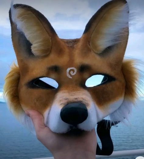 Therian Mask Fox Ideas, Cross Fox Therian Mask, Wolf Mask Therian, Red Fox Therian Mask, Fox Therian Mask Ideas, Therian Fox Mask, Felt Animal Masks Diy, Fox Therian Mask, Animal Masks Diy