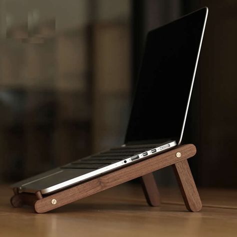 Diy Laptop Stand, Laptop Stand Wood, Wooden Laptop Stand, Diy Laptop, Diy Wooden Projects, Laptop Table, Ipad Stand, Laptop Desk, Wood Accessories