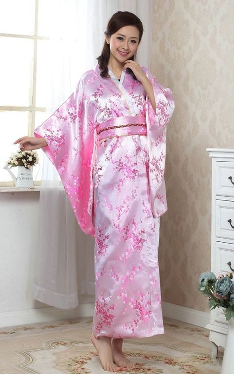 Flower Kimono Outfit, Pink Kimono Outfit, Pink Yukata, Yukata Outfit, Japan Dress, Chinese Cheongsam Dress, Pink Dress Outfits, Kimono Style Dress, Flower Kimono