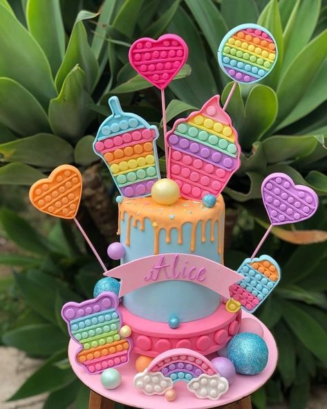 Pop It Cake Ideas Birthday, Popit Party Decor, Popit Theme Birthday, Pop It Birthday Party Ideas, Fidget Cake Ideas, Popit Birthday Decor, Fidget Birthday Party Theme, Pop It Cake Birthday, Popits Cake