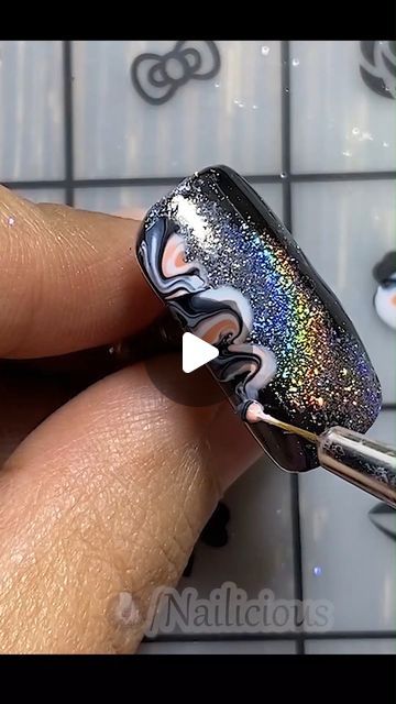 Cat Eye Design Nail Art, Birthday Nails Ideas Acrylic, Cateyes Nails Design Short, Nail Art Hacks Easy, Temperature Changing Nails, Glitch Nail Art, Magnetic Gel Nails Design, Magnetic Polish Designs, Nail Foil Designs Ideas