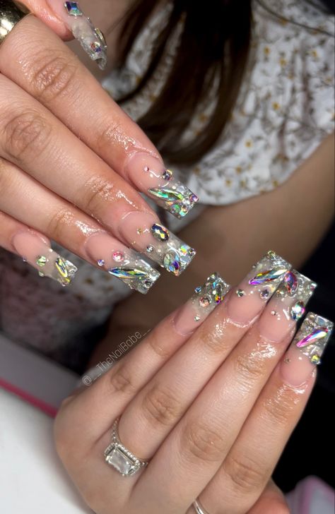 Glitter ombre nails with lots of gems 💎
Medium square
Silver glitter and gems Ombre Nails With Gems, Glitter Ombre Nails, Nails With Gems, Ombre Nails Glitter, Glitter Ombre, Ombre Nails, Nail Inspo, Acrylic Nails, Gems