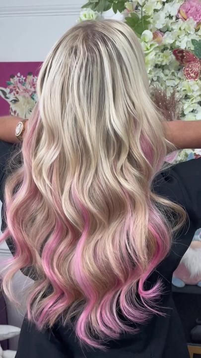 cassiemayextensions on TikTok Blond Hair Blonde Highlights, Merliah Summers Hair, Pink Strands In Blonde Hair, Barbie Highlights, Pink Streaks In Blonde Hair, Nessa Concert, Blonde With Pink Highlights, Pink Highlights In Blonde Hair, Coloured Highlights