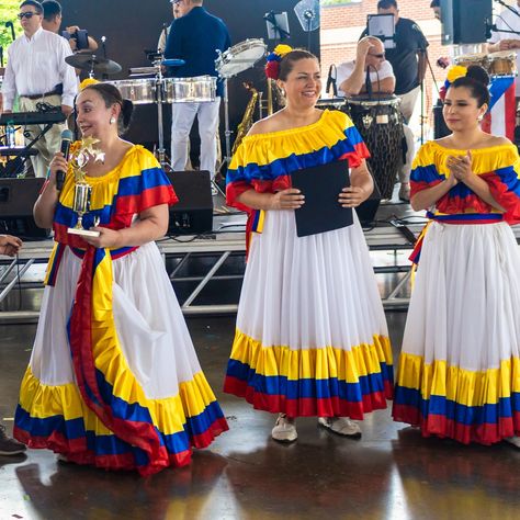 Colombian dance group #colombia #dance #photography #tayrona #larexpo Colombian Dance, Dance Group, Dance Photography, Photography, Quick Saves