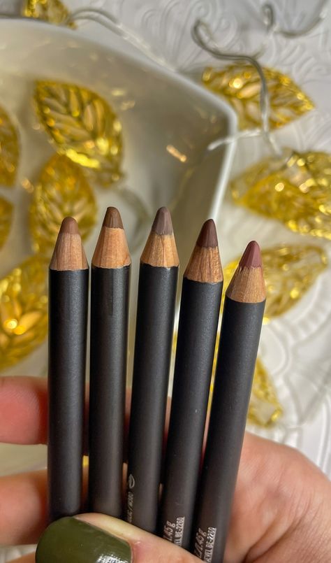 9 Gorgeous MAC Brown Lip Liner Swatches, Review & Comparison Cork Lipliner Mac, Mac Lipliner Swatch, Mac Oak Lipliner, Stripdown Mac Lipliner Combo, Mac Lip Liner Swatches, Mac Stone Lip Liner, Lip Liner Swatches, Mac Lipliner, Whirl Lip Liner