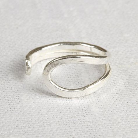 Diy Silver Rings, Recycled Ring, Silversmithing Jewelry, Diy Silver Jewelry, Handmade Silver Jewellery, Silver Rings Simple, Silver Ring Designs, Silver Jewelry Design, Wave Ring