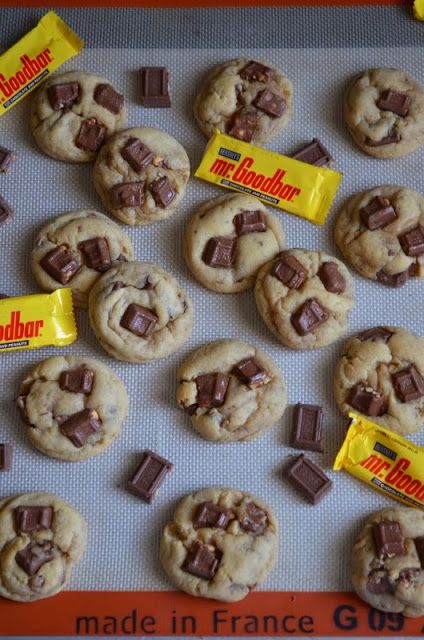 Mr Goodbar Cookies, Mr Goodbar Gift Ideas, Mr Goodbar Cake, Mr Goodbar Recipe, Mr Food Recipes, Mr Goodbar, Mr Food, Bar Desserts, Random Recipes