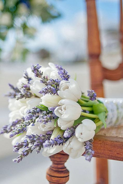 Lavender Centerpieces, Lavender Wedding Flowers, Tulip Wedding, Spring Wedding Bouquets, Purple Wedding Bouquets, A Bouquet Of Flowers, Tulip Bouquet, White Wedding Bouquets, White Wedding Flowers